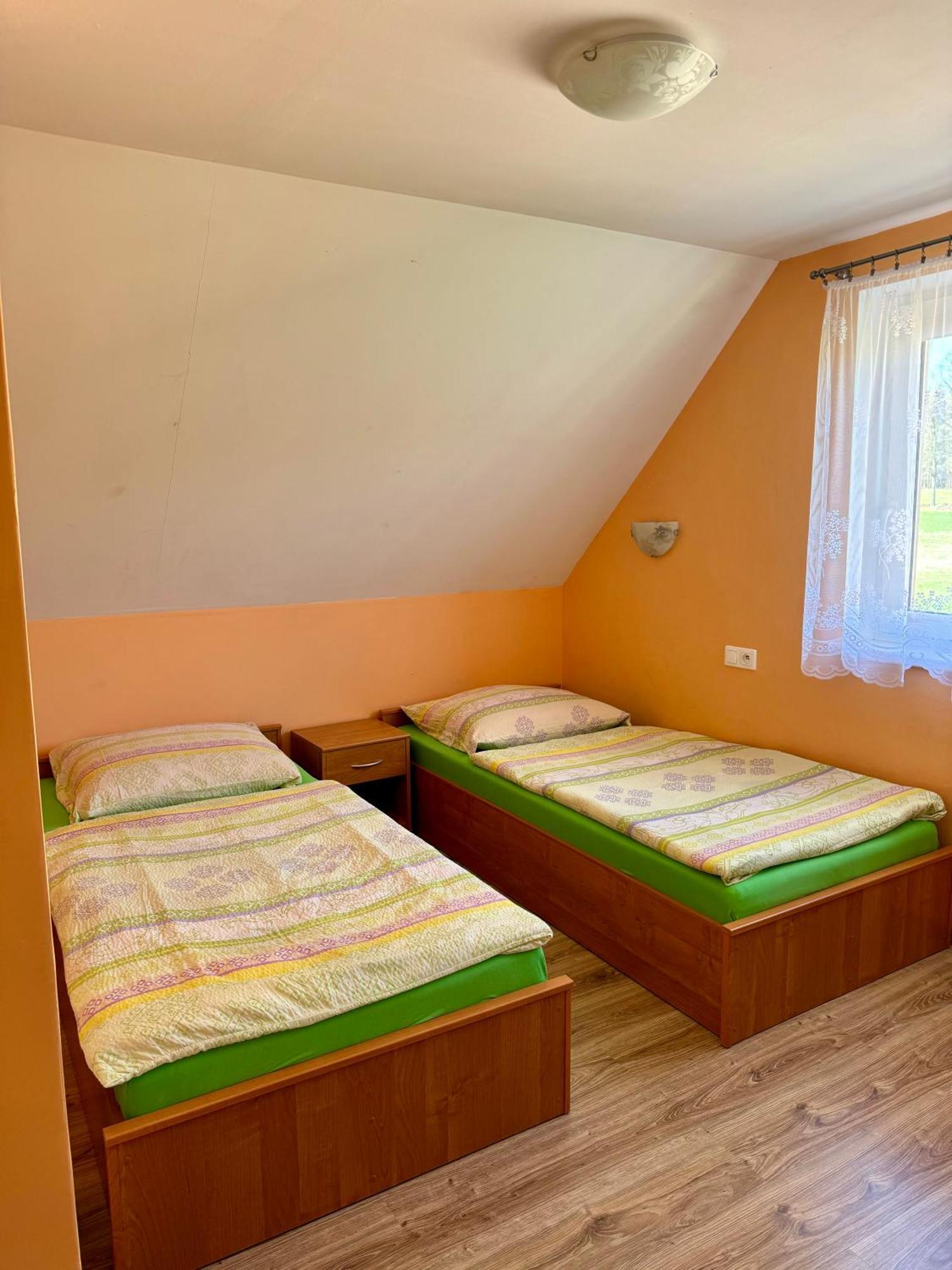 Domki Letniskowe Konik 2 Radkow Exterior foto